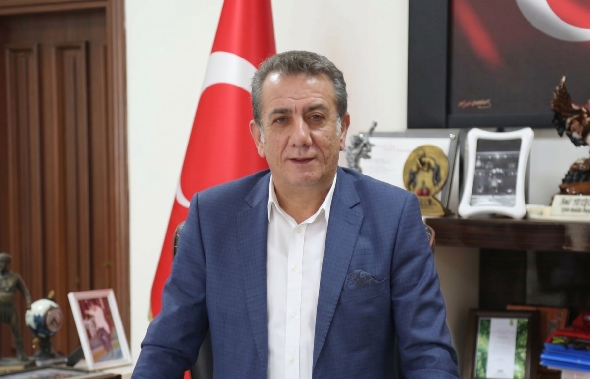 BAŞKAN YETİŞKİN'DEN KAHRAMAN PERSONELLERİNE TEBRİK..