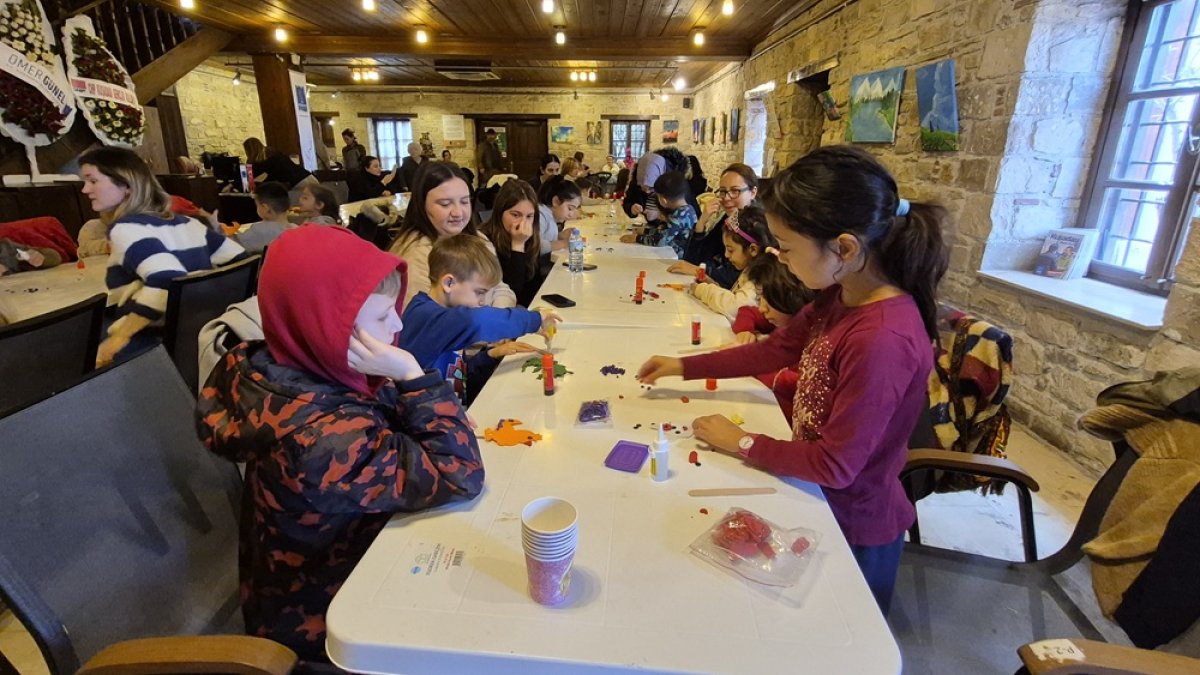 MİNİKLERİN HAYAL DÜNYASI HAYRAN BIRAKTI. 