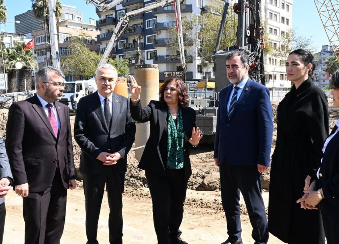 AYDINLI  ÇERÇİOĞLU’NA SORUYOR: ‘YENİ DÖRTYOL KÖPRÜLÜ KAVŞAĞI 2027 YILINA MI SARKTI?’..