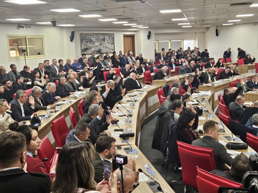 CHP GRUBU'NDAN ÇERÇİOĞLU'NA AYDINLIYI BORÇLANDIRMA TEPKİSİ.