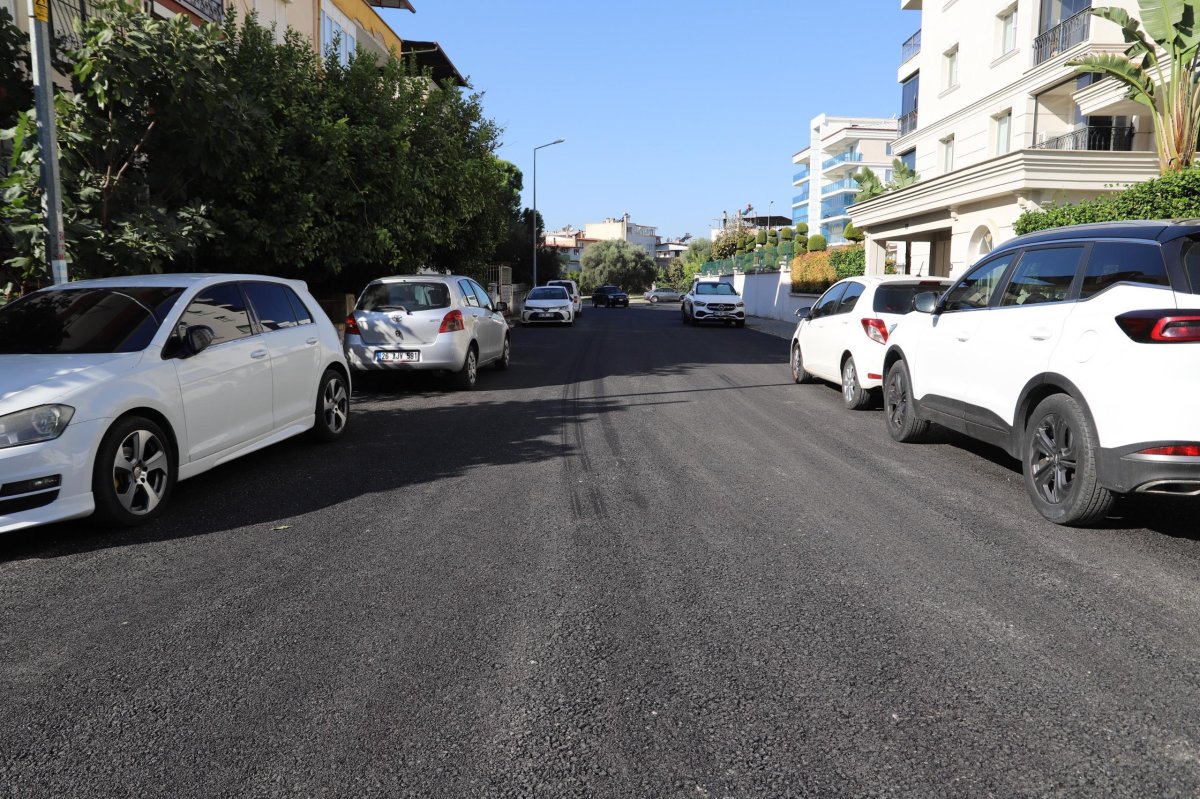 NAZİLLİ'DE SICAK ASFALT HAMLESİ..