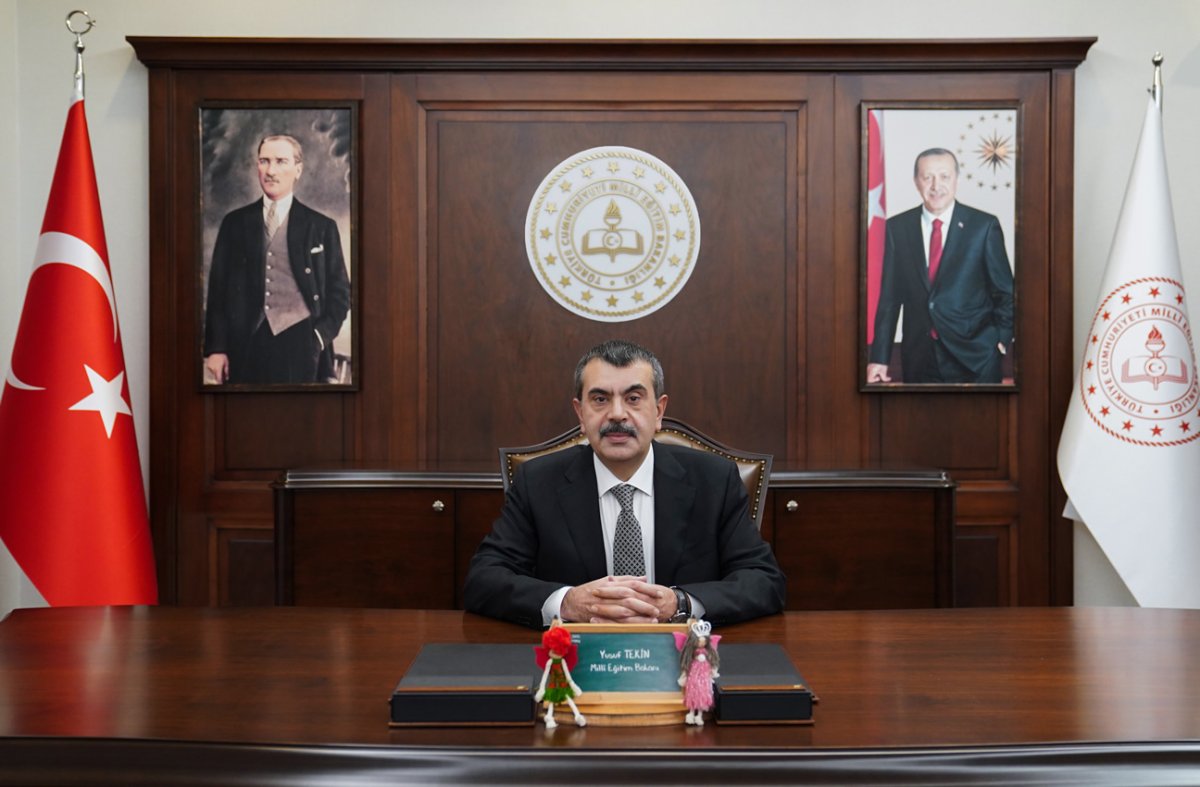 BAKAN TEKİN'DEN ARA TATİL AÇIKLAMASI