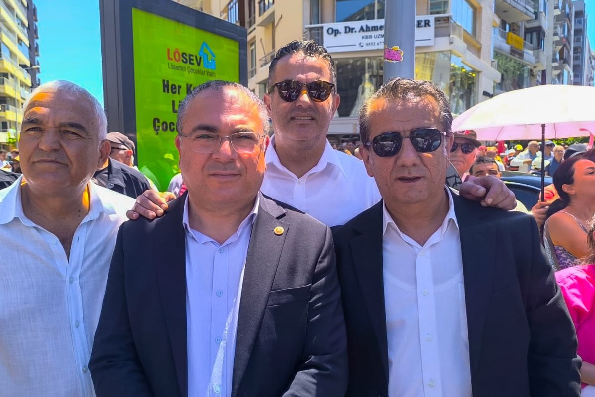 BAŞKAN YETİŞKİN VE CHP  AYDIN ÖZGÜR ÖZEL İLE OMUZ OMUZA...