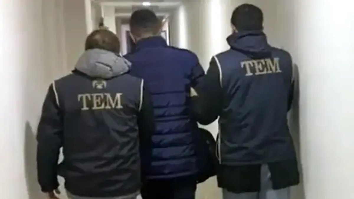 AYDIN'IN DA BULUNDUĞU 42 İLDE FETÖ OPERASYONU: 237 KİŞİ YAKALANDI..