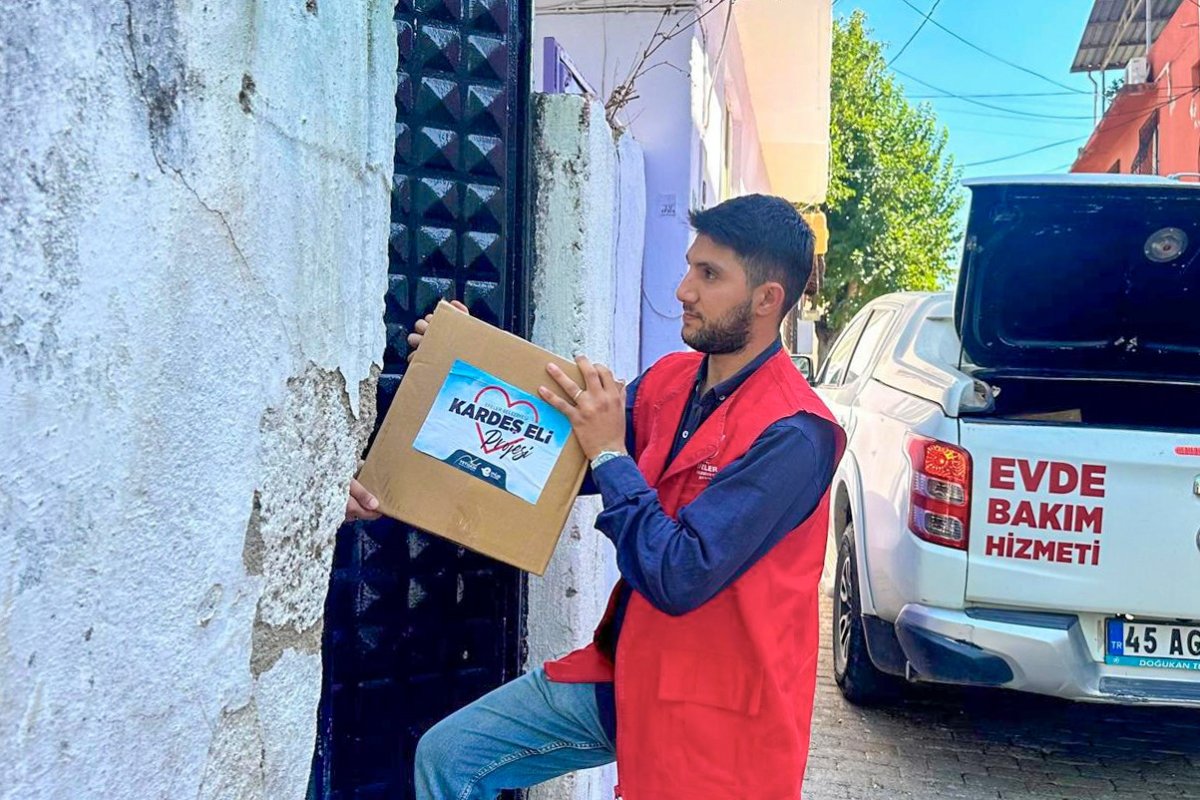 BAŞKAN YETİŞKİN’DEN EFELER’DE KARDEŞELİ SEFERBERLİĞİ..