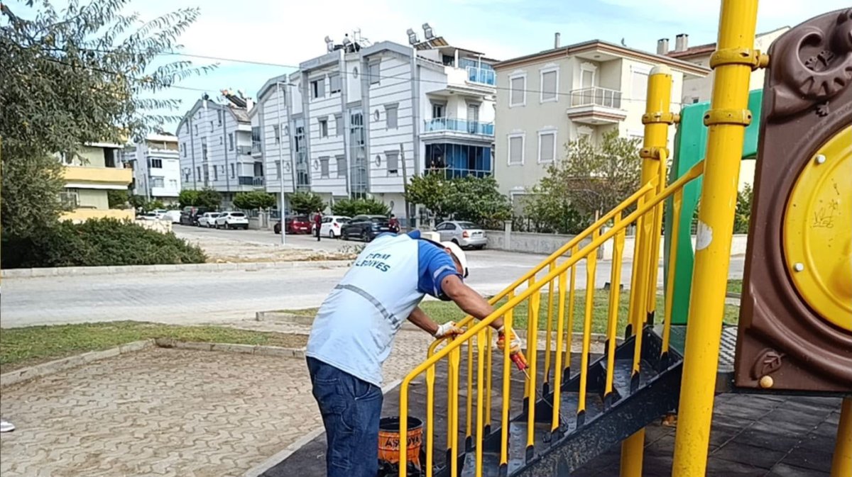 DİDİM BELEDİYESİ’NDEN PARKLARDA GENEL BAKIM ÇALIŞMASI..