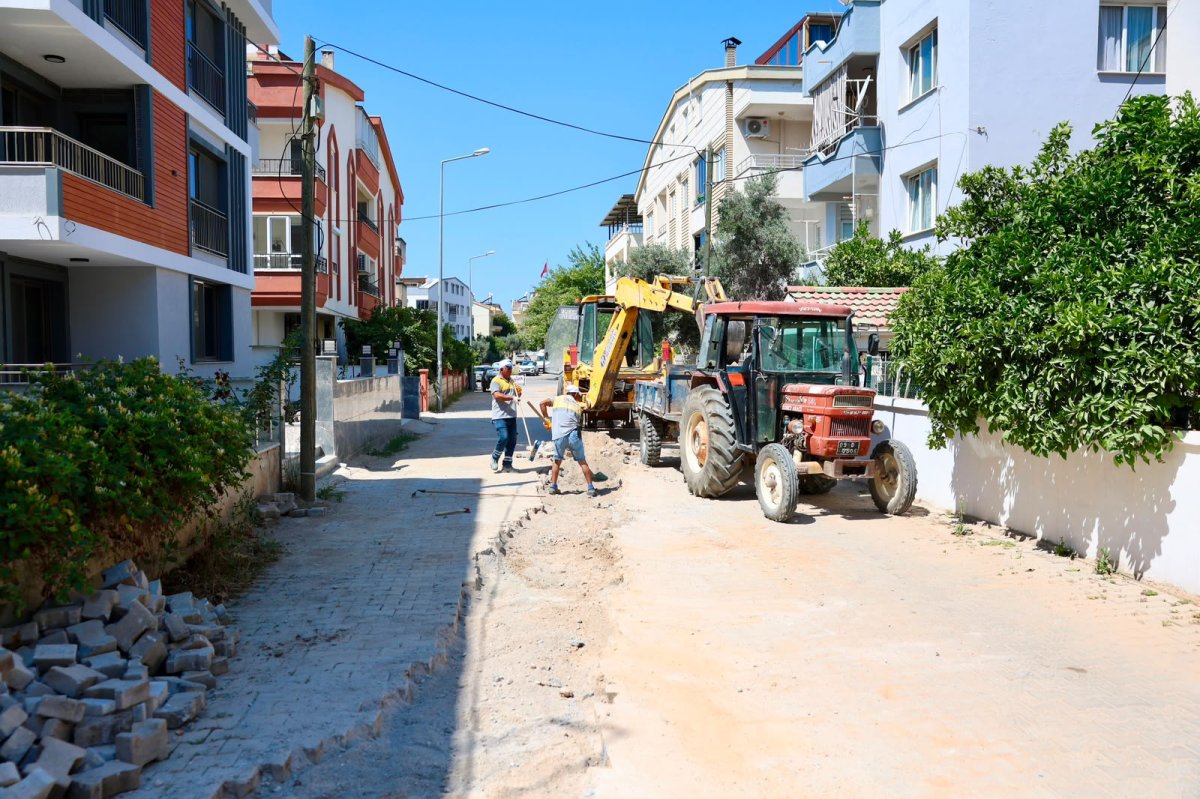 DİDİM BELEDİYESİ’NDEN EFELER VE YENİ MAHALLE’DE YOL ÇALIŞMALARI..