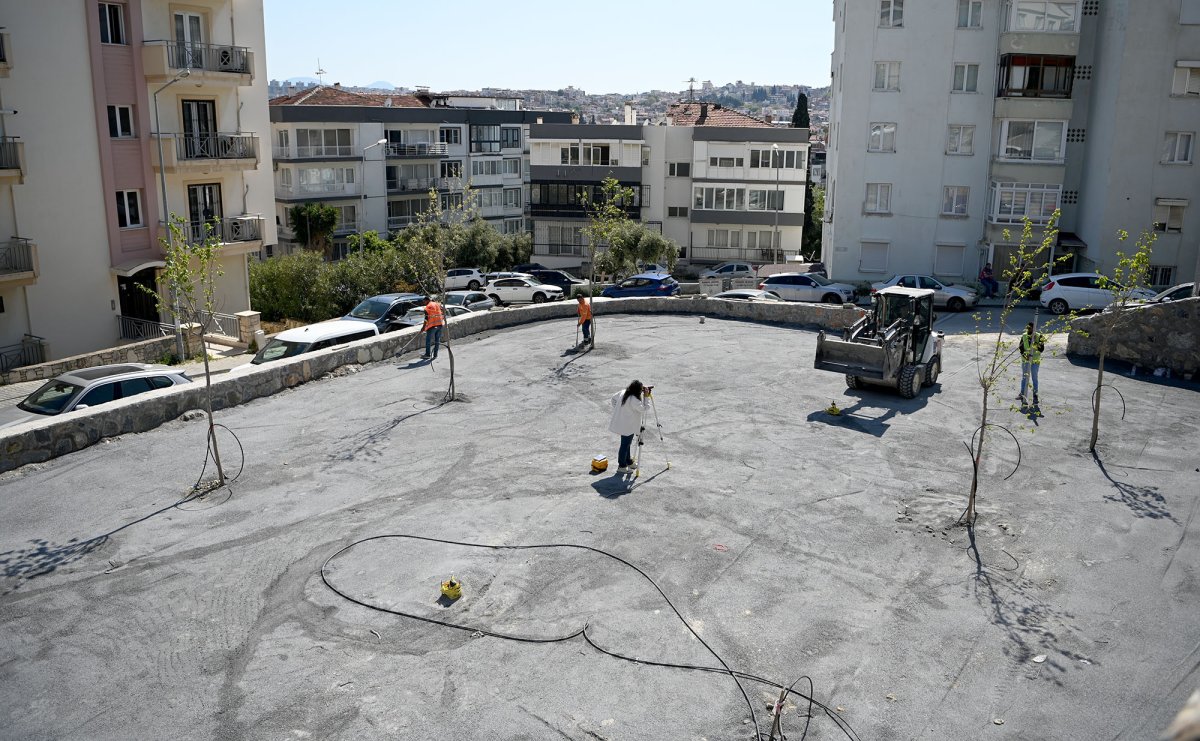 KUŞADASI BELEDİYESİ TÜRKMEN MAHALLESİ’NE YENİ BİR PARK DAHA KAZANDIRIYOR