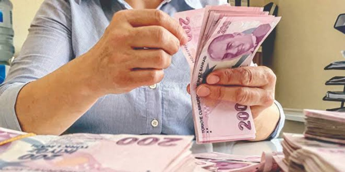 EN DÜŞÜK EMEKLİ MAAŞI ZAM FARKLARI HESAPLARA YATIYOR..