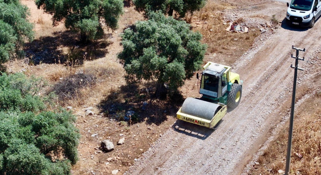 DİDİM BELEDİYESİ YOL ÇALIŞMALARINI KESİNTİSİZ SÜRDÜRÜYOR..