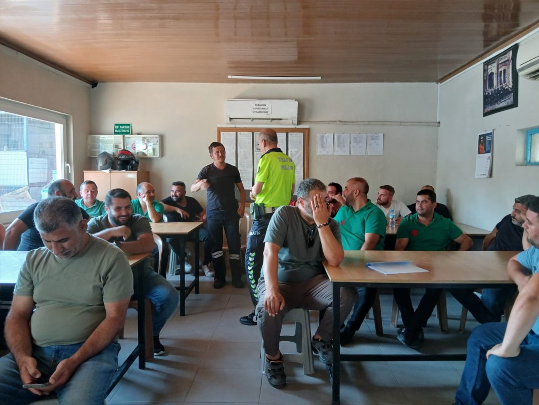 ŞÖFÖR PERSONELİNE KAPSAMLI  TRAFİK EĞİTİMİ..