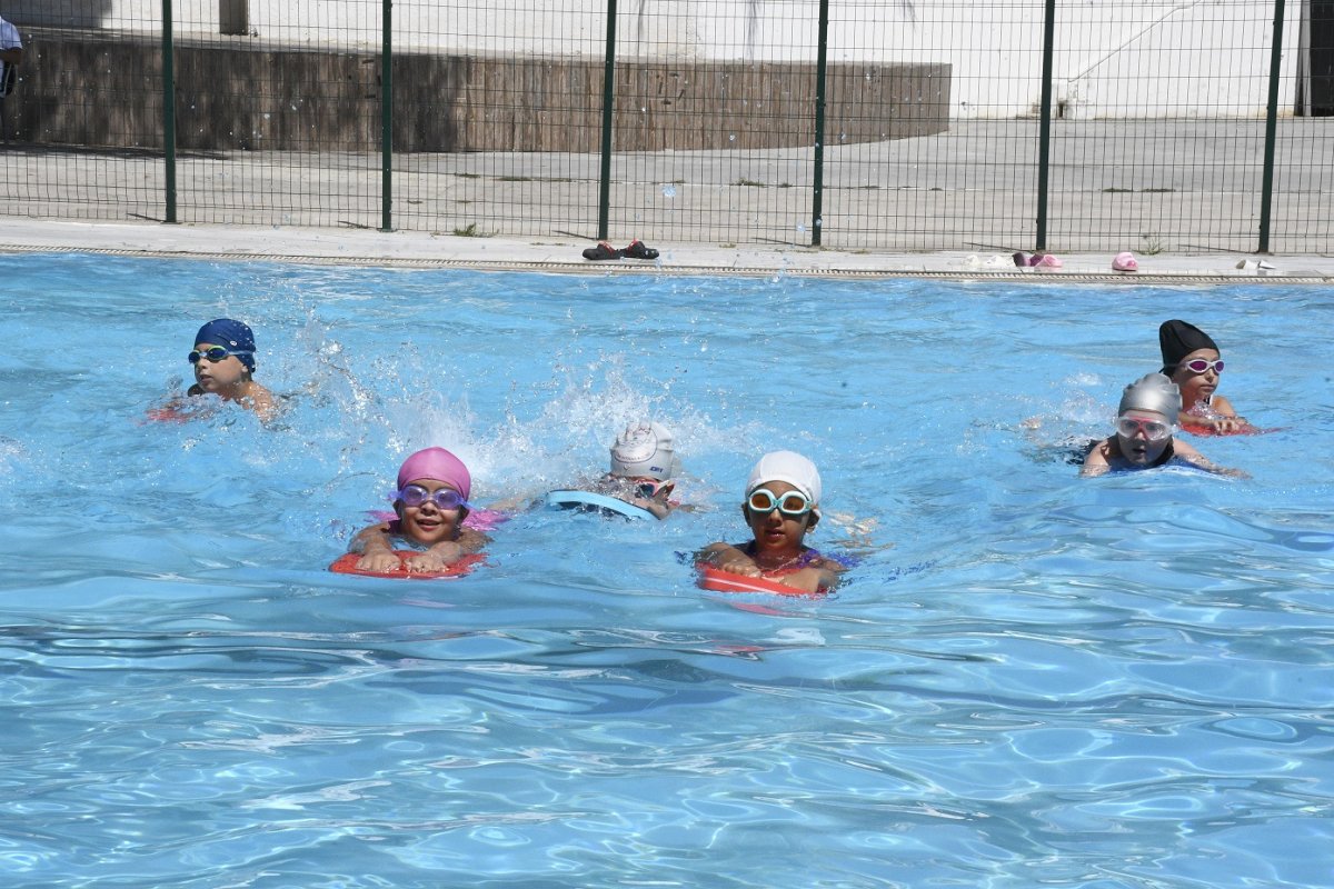KUŞADASI'NDA SPOR VE EĞLENCE YAZ SPOR OKULLARINDA YAŞANACAK..