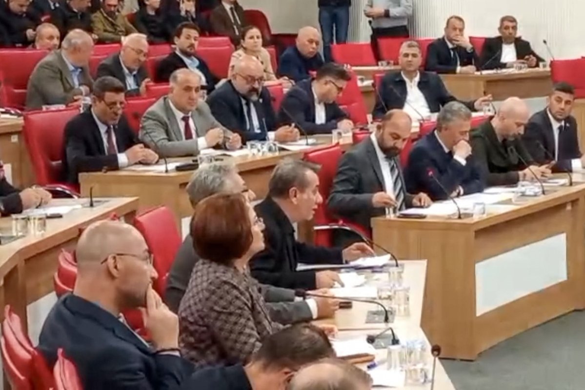 BAŞKAN ANIL YETİŞKİN YENİ DÖRT YOL KAVŞAĞI’NI SORDU