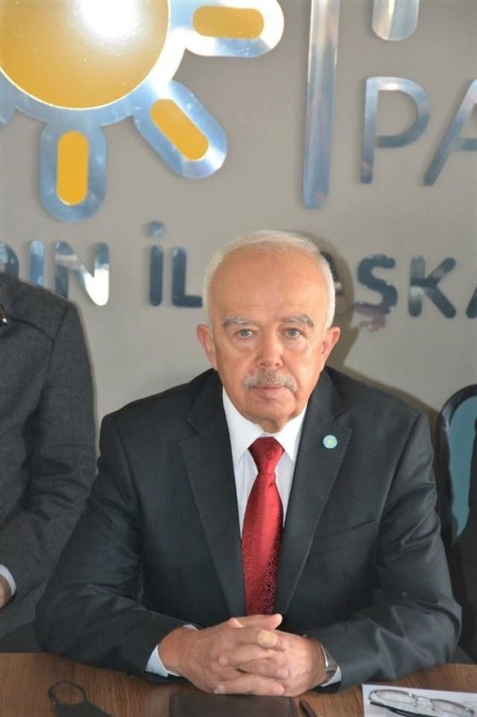 İYİ PARTİLİ ESKİ BAŞKAN RECEP TANER'DEN ÖMER KARAKAŞ'A SERT İFADELER..