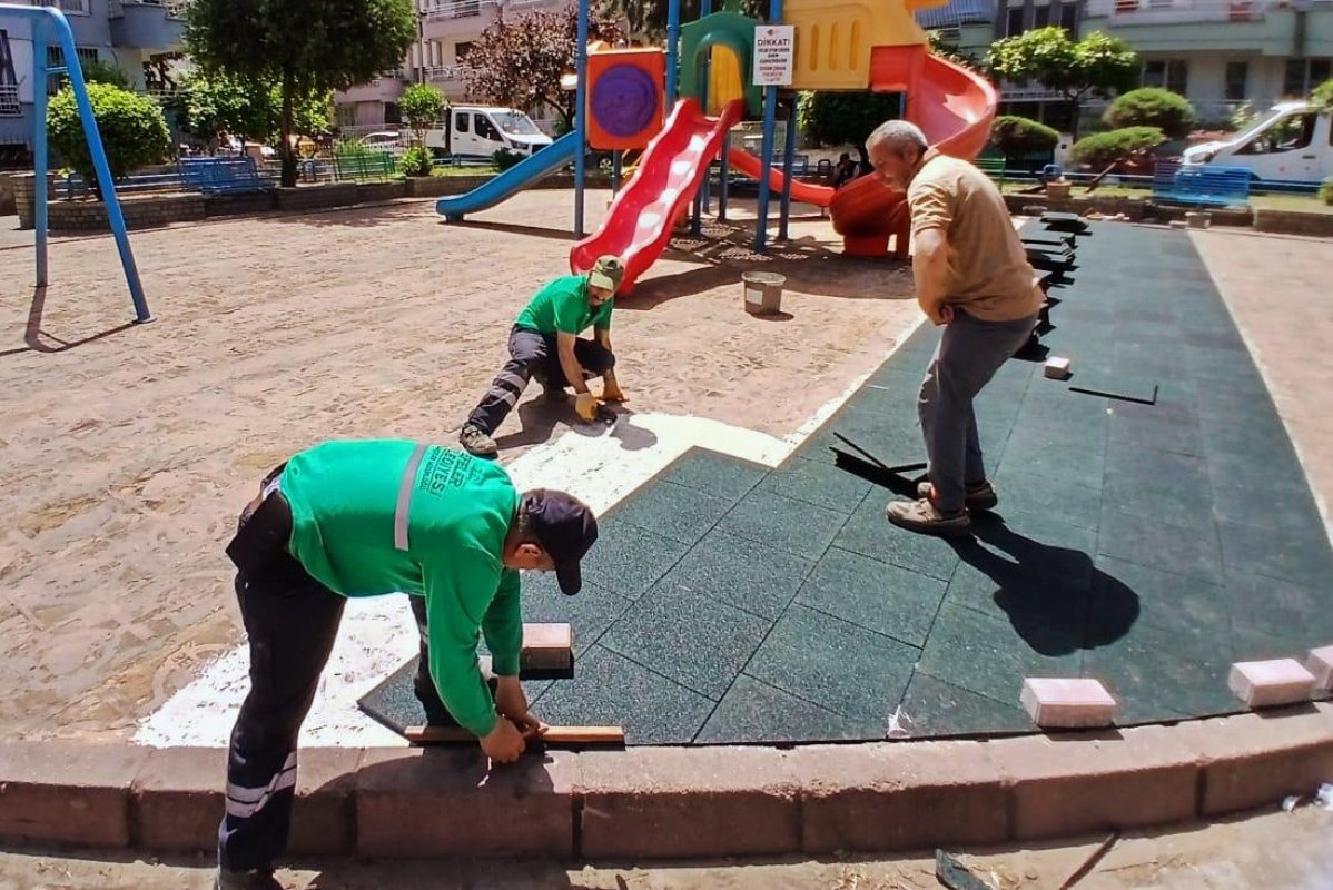 EFELER BELEDİYESİ'NDEN ÇOCUK PARKLARINA ÖZEL ÇALIŞMA..