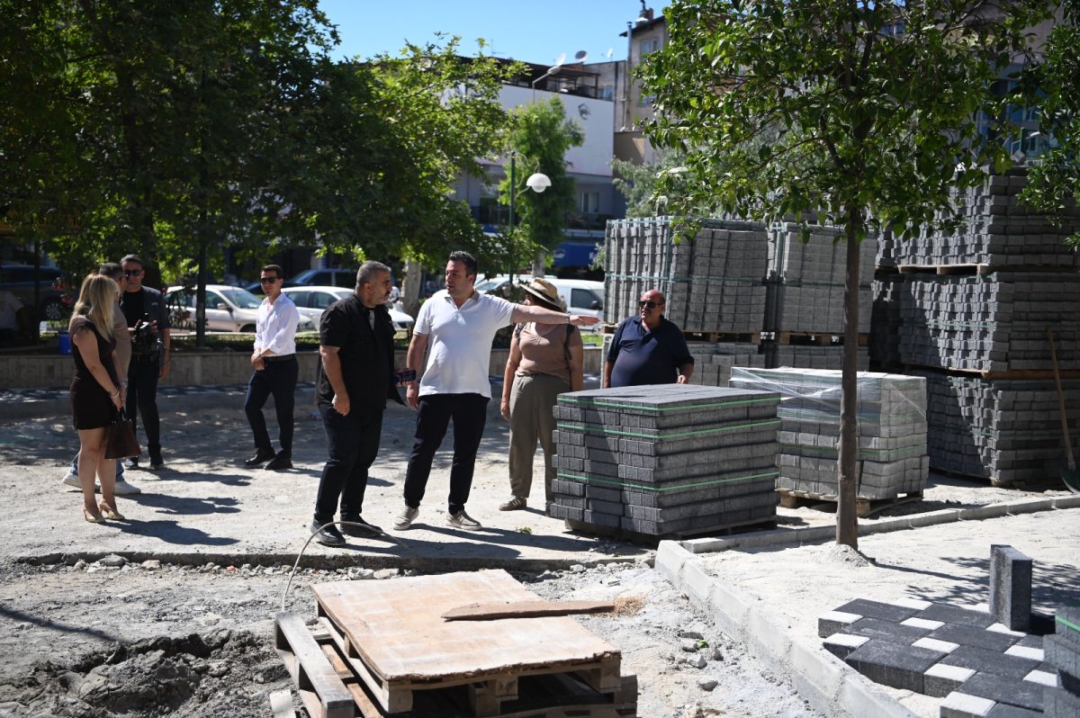 CUMHURİYET MAHALLESİ'NE  5 BİN METREKARE YENİ YOL..