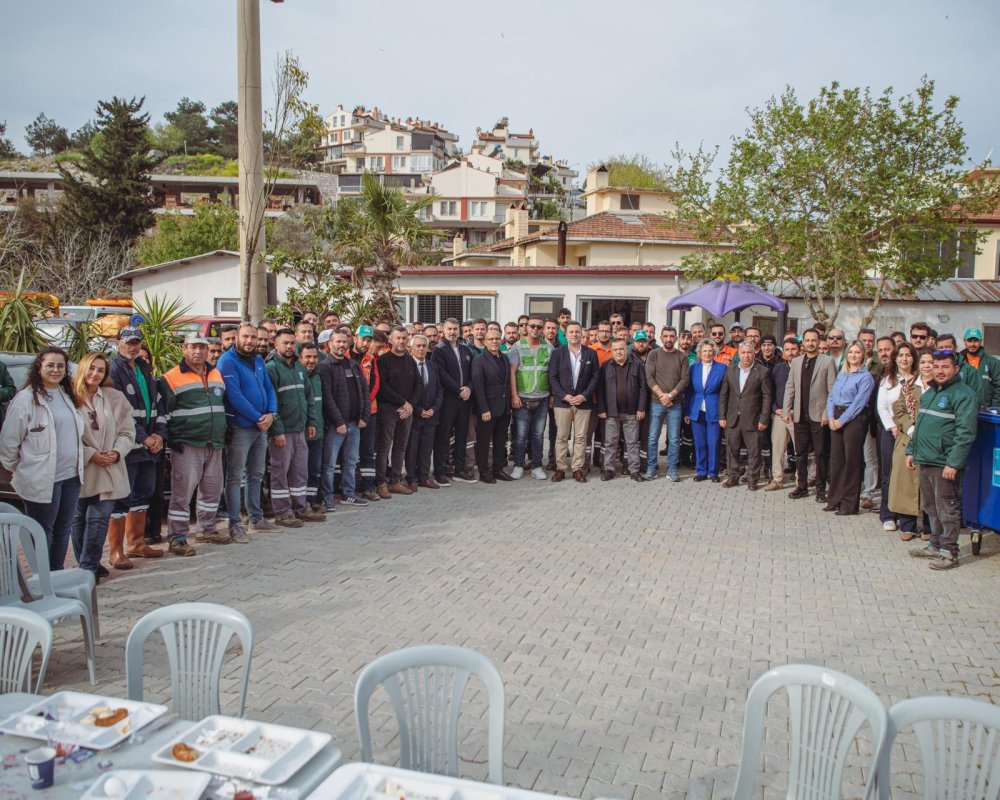 BAŞKAN VEKİLİ DEMİRTAŞ’TAN PERSONELİNE SABAH ZİYARETİ